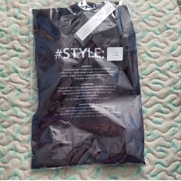 💜5/$25💜Flattering and Comfy - Picture 3 of 6